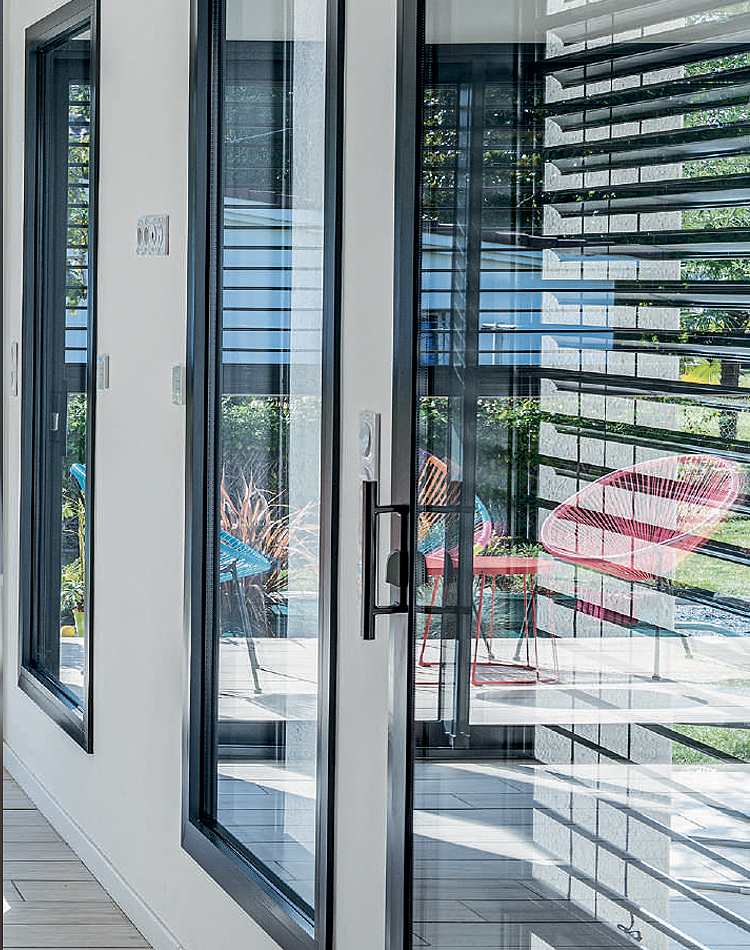 Fenêtres en aluminium KLINE au Mérévillois 91 - La Fermeture Parisienne project-slider-image