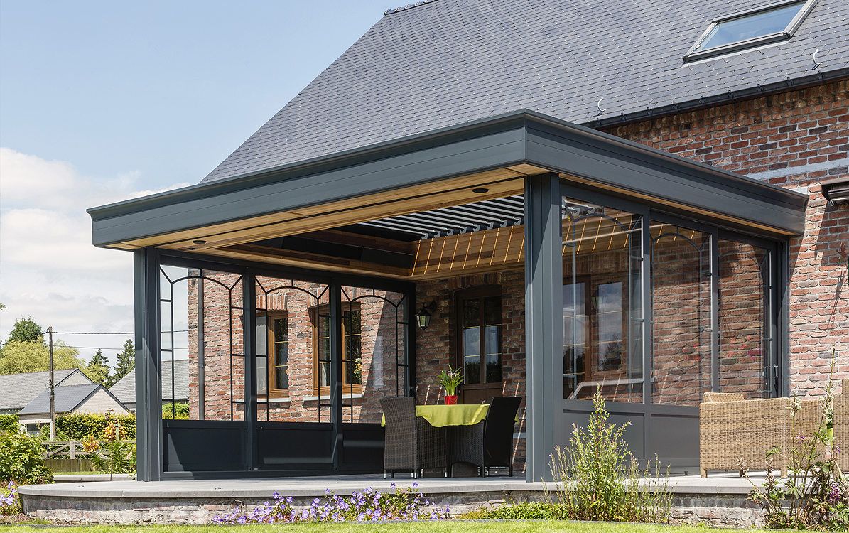 Pergolas bioclimatiques aluminium dans Le 91 - La Fermeture Parisiennea project-slider-image