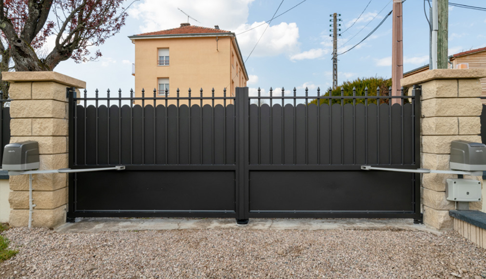 Motorisation de portails à Villebon-sur-Yvette : La Fermeture Parisienne | Installateur de portails motorisés dans l'Essonne.