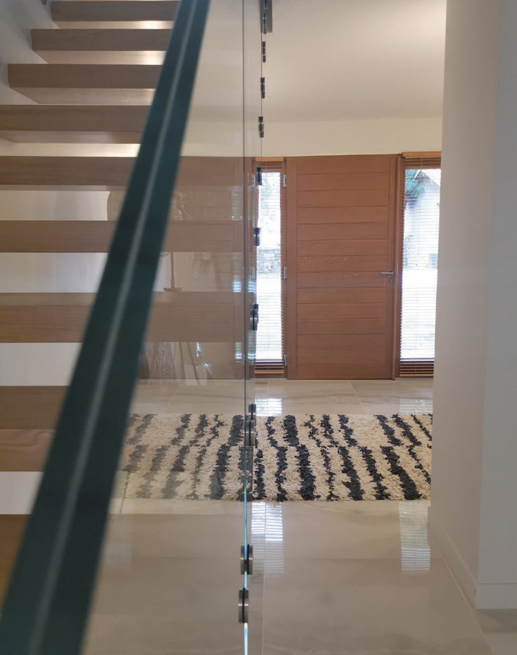 PORTE d'entrée bois ATULAM à Soisy-sur-Seine (91450) - La Fermeture Parisienne project-slider-image