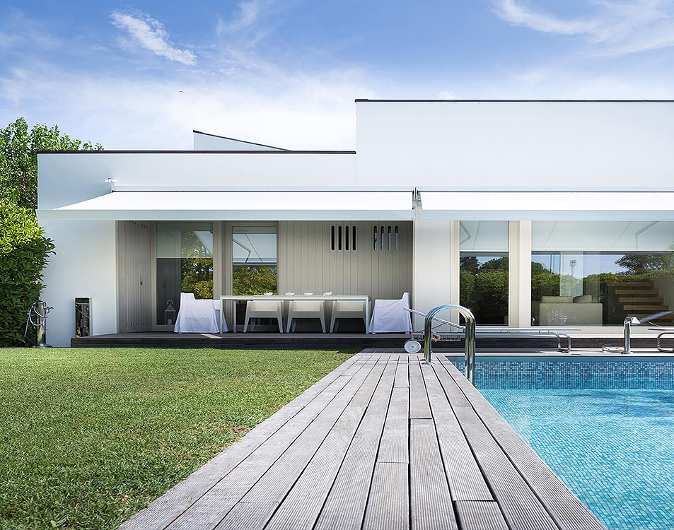 Stores banne grande longueur à Morangis (91) - La Fermeture Parisienne project-slider-image