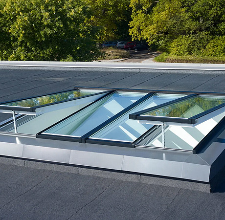 Fenêtres de toiture VELUX à verrière modulaire à La Ville-du-Bois 91 img